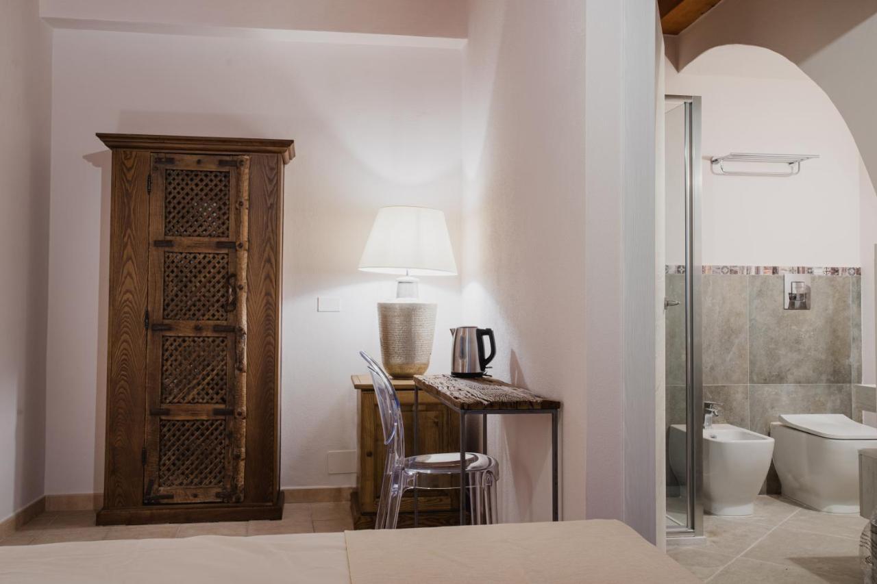 Moon'S Tower Suite&Rooms Portoscuso Eksteriør bilde